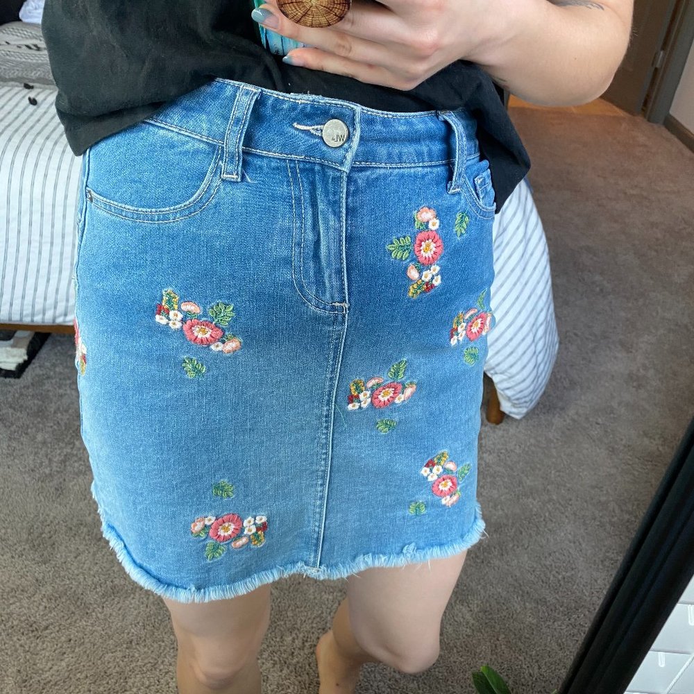 Wash Lab embroidered denim mini skirt